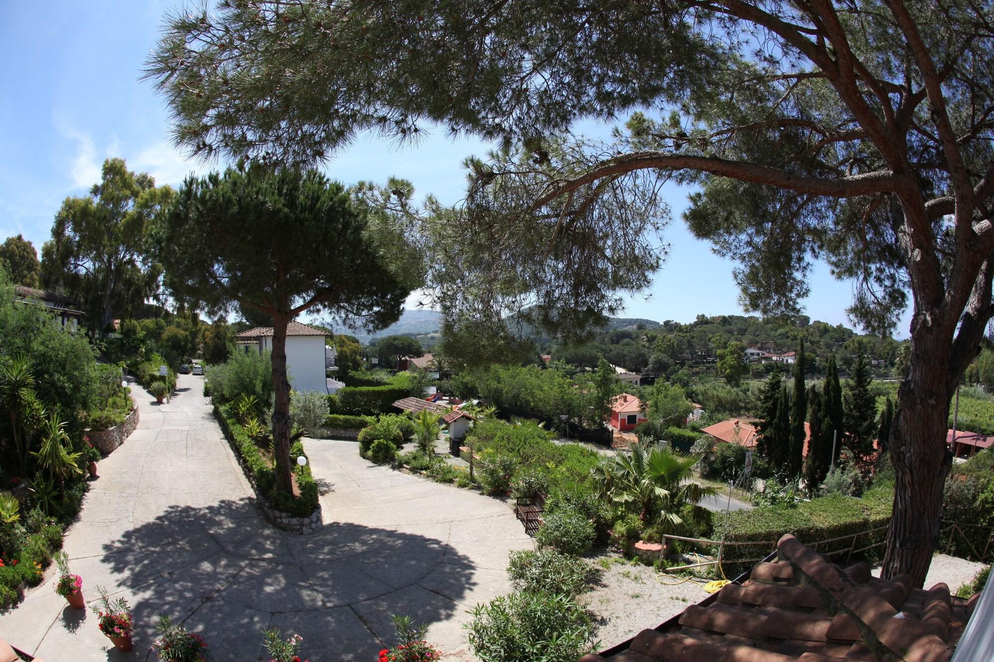 Hotel Villa Giulia Porto Azzurro Exterior photo