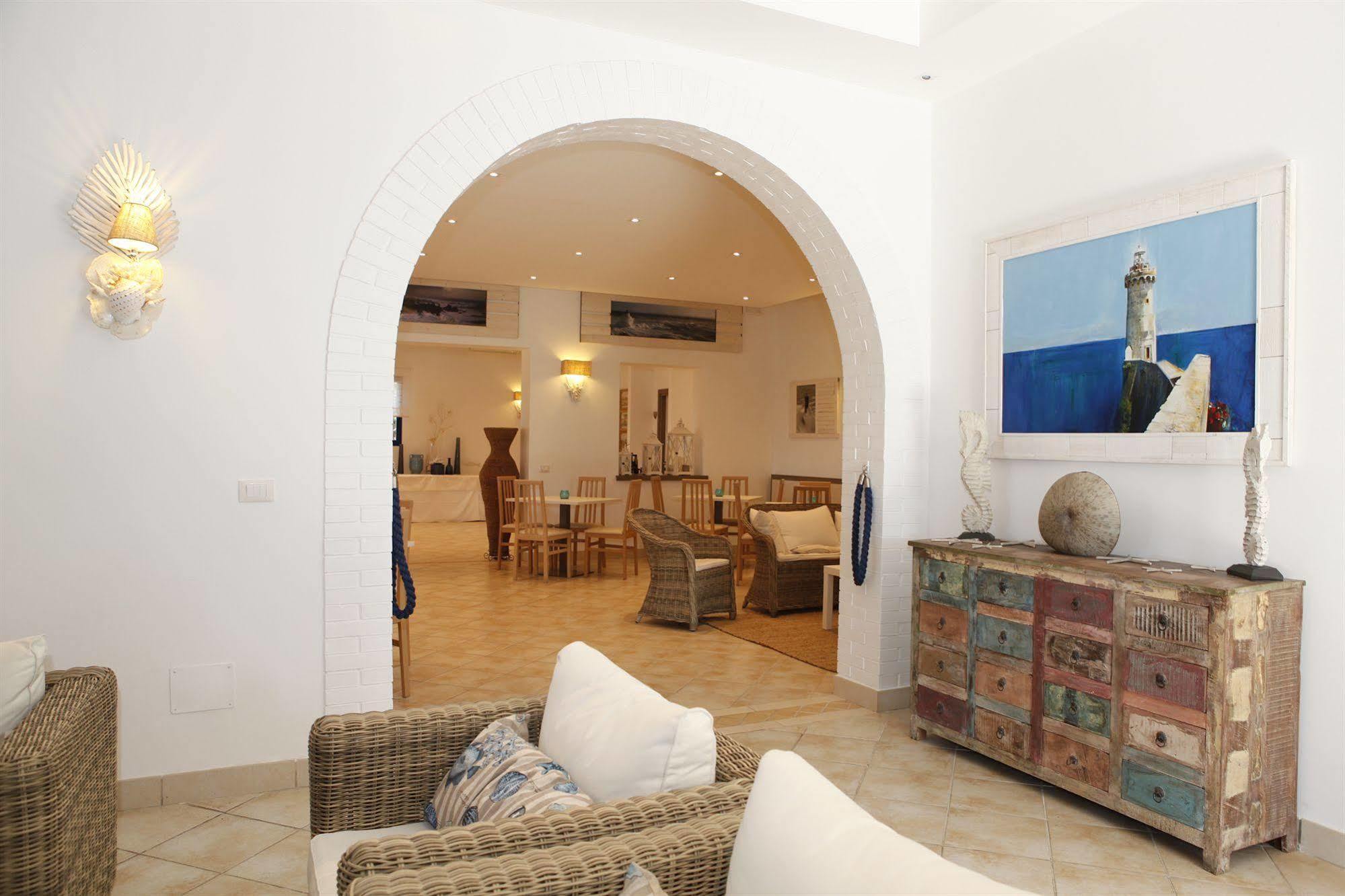 Hotel Villa Giulia Porto Azzurro Exterior photo